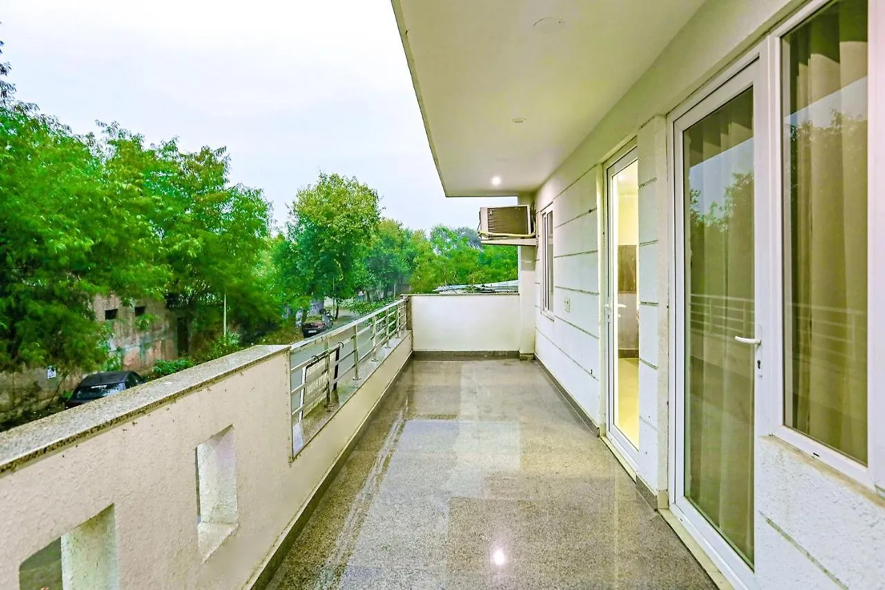 *** Hotel Fabhotel White House Bnb - Nr Yashobhoomi Convention Centre Delhi  India