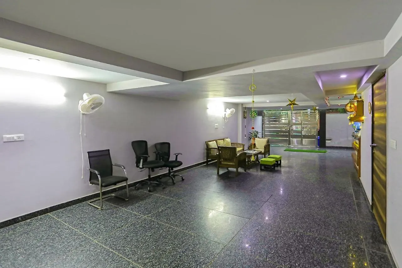 Fabhotel White House Bnb - Nr Yashobhoomi Convention Centre Delhi  Delhi (National Capital Territory of India)