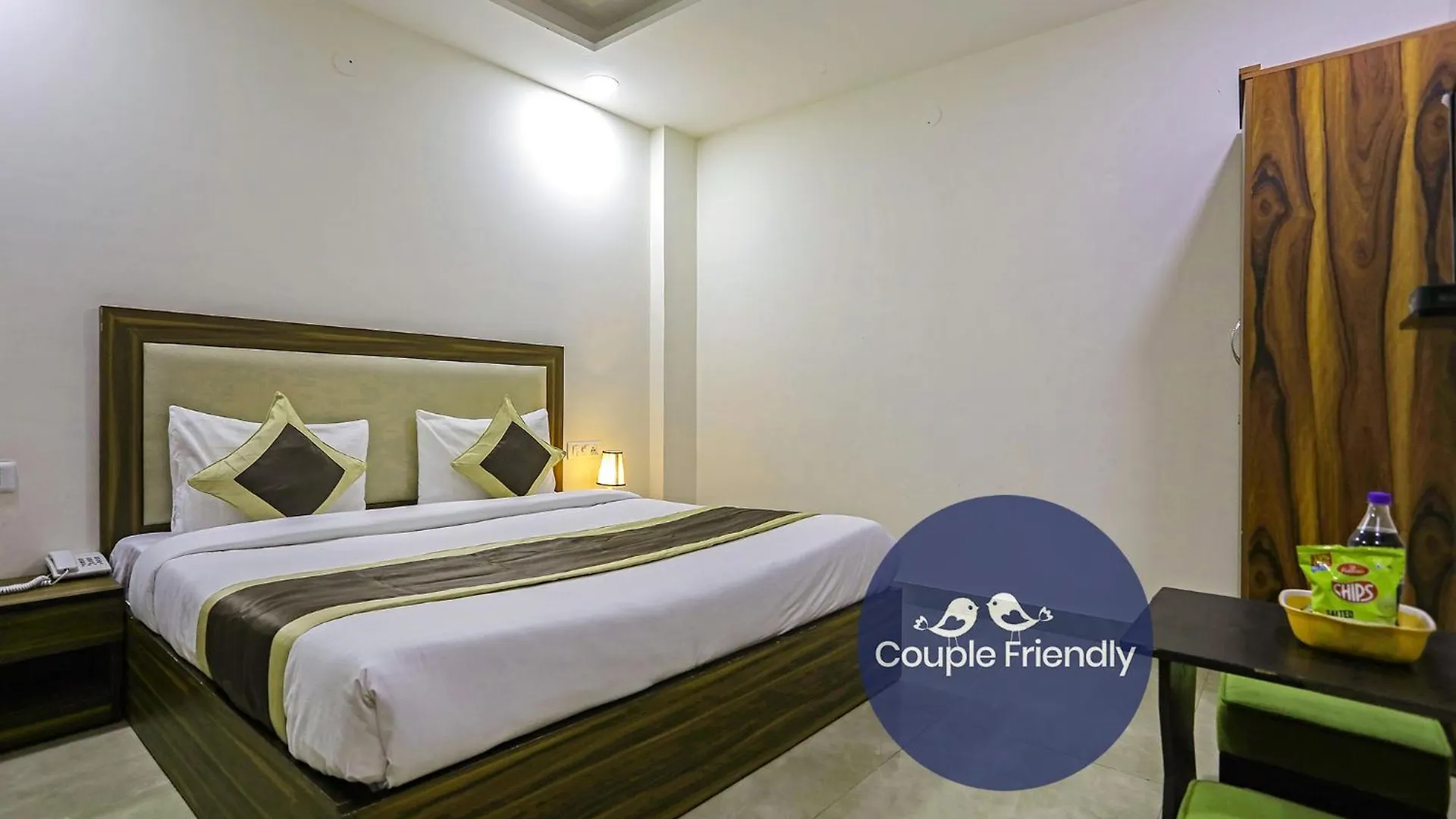 Fabhotel White House Bnb - Nr Yashobhoomi Convention Centre Delhi  3*, Delhi (National Capital Territory of India) India